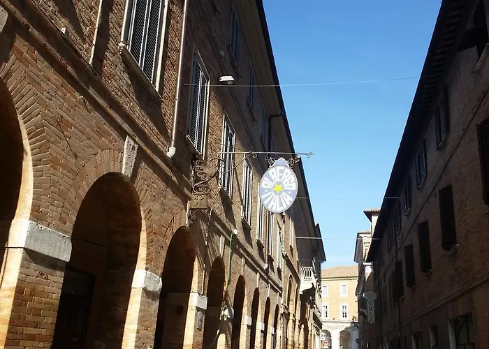 Hotel Urbino 4 stelle nel centro storico: le migliori opzioni per il tuo soggiorno