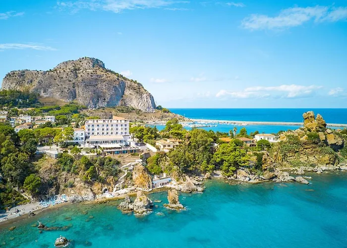 Hotel sul Mare a Cefalù: Scopri le Meraviglie della Costa Siciliana